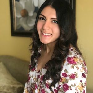 Meet your Posher, Stephanie